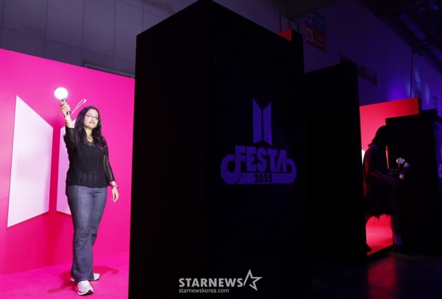 13일 경기 고양시 킨텍스 전시장에서 방탄소년단과 아미의 축제 'BTS FESTA'가 열린 가운데 한국과 글로벌 팬들이 오프라인 행사를 즐기고 있다. /2025.06.13 /사진=김휘선 hwijpg@