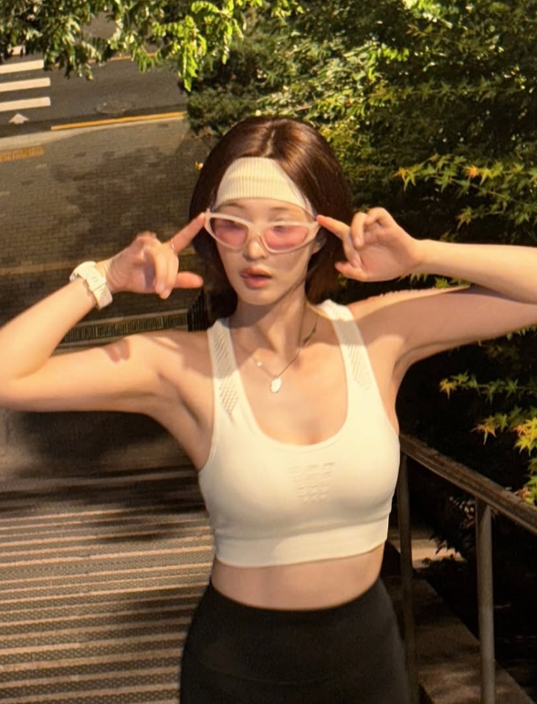 /사진=율희 SNS