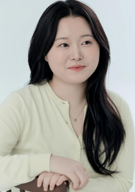 사진=찰스엔터 인스타그램