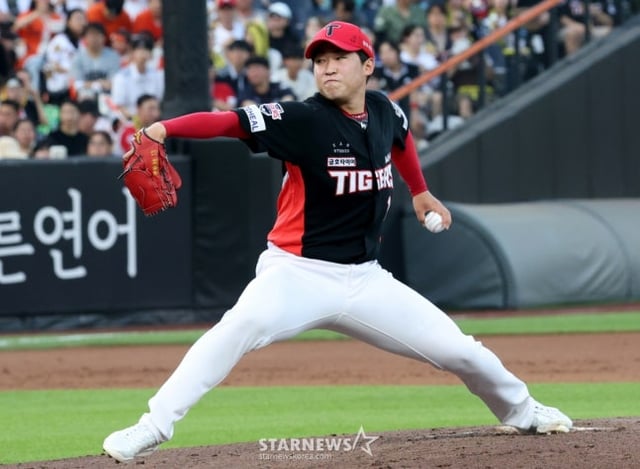지난 8일 대전 한화전에 등판했던 윤영철. /사진=김진경 대기자