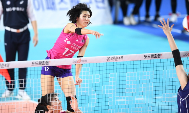 흥국생명에서 뛰던 이재영. /사진=한국배구연맹 제공