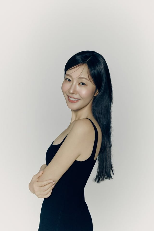 엄지원