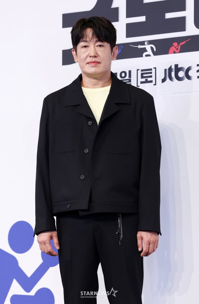배우 허성태가 29일 서울 구로구 더 링크 서울 트리뷰트 포트폴리오 호텔에서 열린 JTBC 토일 드라마 '굿보이' 제작발표회에서 포즈를 취하고 있다. /2025.05.29 /사진=김휘선 hwijpg@