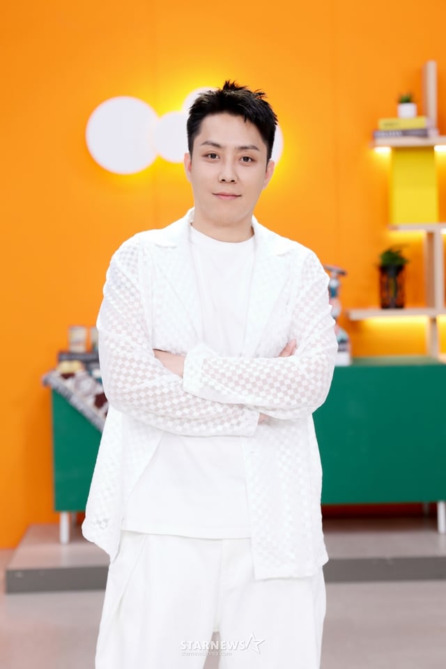 가수 은지원이 20일 오전 온라인으로 진행된 MBN '돌싱글즈4' 제작발표회에 참석해 포즈를 취하고 있다. /사진제공=MBN 2023.07.20
