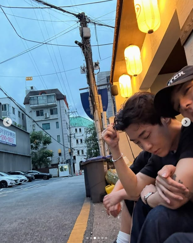 /사진=그레이 SNS