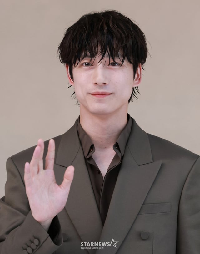 (서울=뉴스1) 권현진 기자 = 일본 배우 사카구치 켄타로가 3일 오후 서울 성동구 아이아이컴배인드의 신사옥 하우스 노웨어 서울에서 열린 프리 오픈 행사에 참석하고 있다. 2025.9.3/뉴스1 Copyright © 뉴스1. All rights reserved. 무단 전재 및 재배포, AI학습 이용 금지. /사진=(서울=뉴스1) 권현진 기자