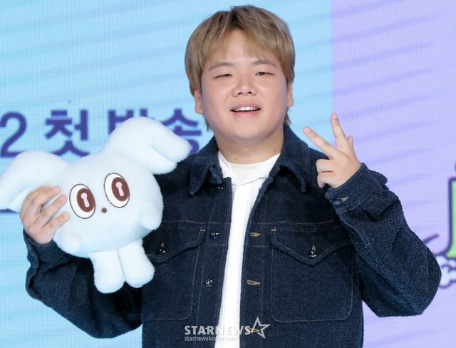 여행 크리에이터 곽튜브가 20일 오전 서울 마포구 상암동 쇼킹케이팝센터에서 진행된 ENA 예능 '지구마불 세계여행3' 제작발표회에 참석해 포즈를 취하고 있다. '지구마불 세계여행3' 여행 크리에이터 3대장 빠니보틀(빠니보틀 Pani Bottle), 원지(원지의 하루), 곽튜브(곽튜브 KWAKTUBE)가 김태호 PD에 의해 설계된 세계여행 부루마불 게임에 참여, 주사위에 운명을 맡기고 세계 각지를 여행하는 과정을 담은 예능 프로그램이다. 오는 22일 첫 방송. 2025.03.20 /사진=김창현 chmt@