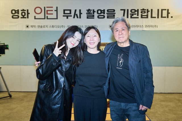 한소희 최민식 / 사진=워너브러더스 코리아(주), 앤솔로지스튜디오(주) 