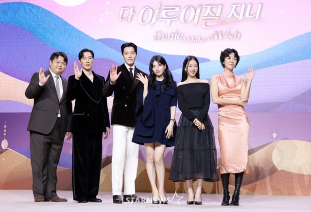 배우 고규필, 노상현, 김우빈, 수지, 안은진, 이주영이 29일 강남구 조선 팰리스 서울 강남에서 열린 넷플릭스 새 시리즈 '다 이루어질지니' 제작발표회에 참석해 포즈를 취하고 있다. /2025.09.29 /사진=김휘선 hwijpg@