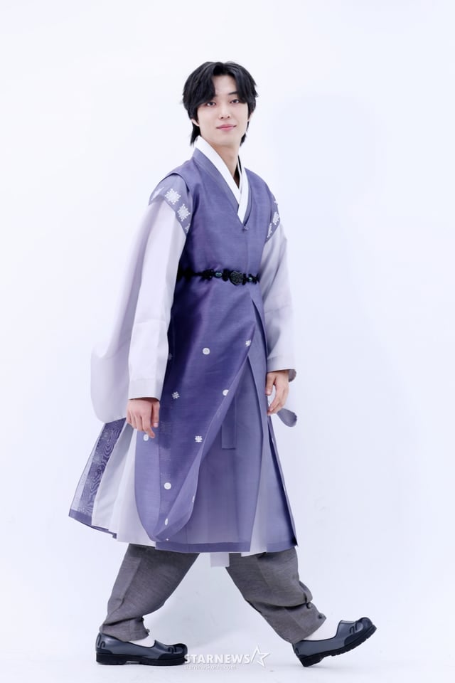 배우 전진서 한복 인터뷰 /사진=김휘선 기자 hwijpg@