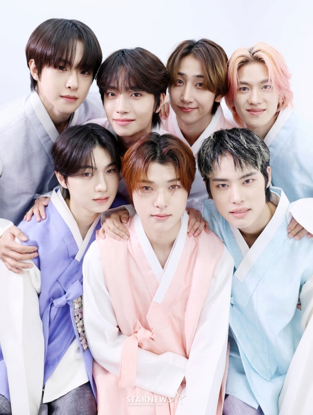 (왼쪽 위부터 시계 방향) 뉴비트 박민석, 조윤후, 최서현, 홍민성, 전여여정, 김리우, 김태양 /사진=김휘선 기자 hwijpg@