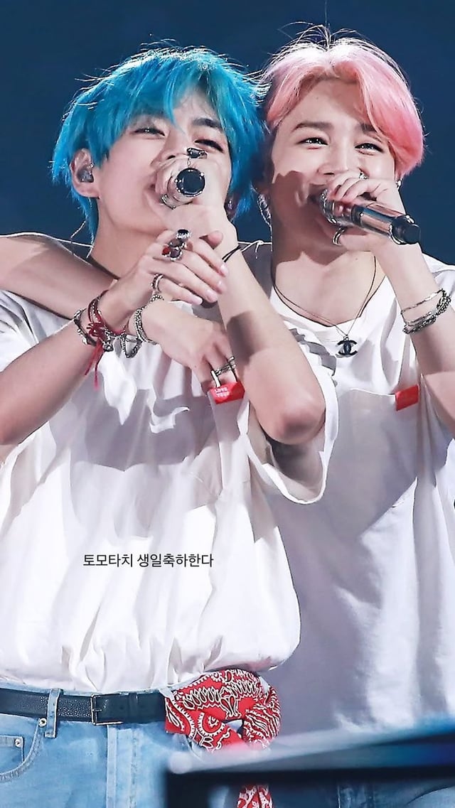/사진=뷔 SNS