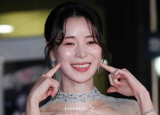 배우 임지연이 29일 오후 서울 영등포구 여의도동 KBS 신관홀에서 진행된 '제45회 청룡영화상' 레드카펫 행사에 참석해 포즈를 취하고 있다. 2024.11.29 /사진=김창현 chmt@