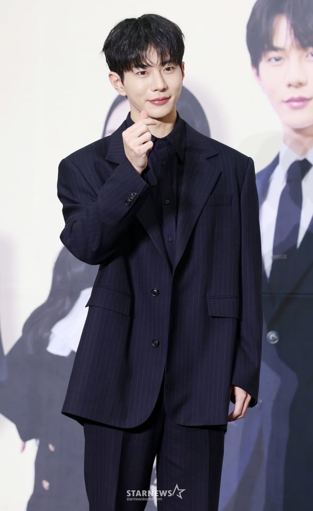 배우 최보민이 21일 경기 고양시 덕양구 스타필드 고양에서 진행된 숏폼 드라마 '마이리틀셰프' 제작보고회에 참석해 포즈를 취하고 있다. /2025.10.21 /사진=김휘선 hwijpg@