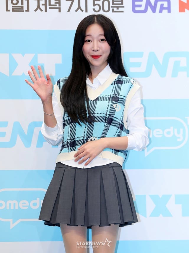 [서울=뉴시스] 김혜진 기자 = 방송인 쯔양이 19일 서울 마포구 스탠포드호텔에서 열린 ENA 새 예능 프로그램 '어디로 튈지 몰라' 제작발표회에서 포즈를 취하고 있다. 2025.09.19. jini@newsis.com /사진=김혜진