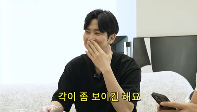 유튜버 지무비 /사진=유튜브 채널 '시즌비시즌' 캡처
