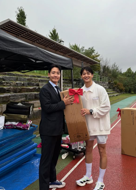 고강용 아나운서, 샤이니 민호 / 사진=고강용 인스타그램