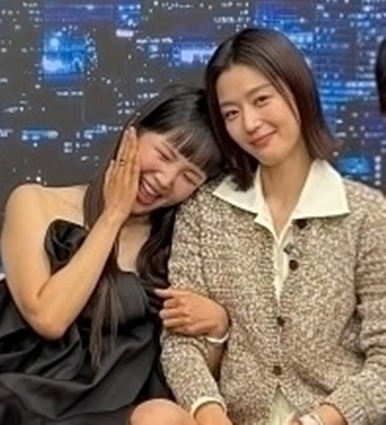 왼쪽부터 장영란, 전지현 /사진=장영란 인스타그램 캡처