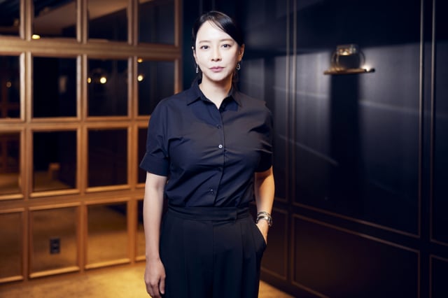 영화 '만남의 집' 의 배우 송지효가 1일 진행된 라운드 인터뷰를 위해 포즈를 취하고 있다. /2025.10.01 /사진제공=(주)마노엔터테인먼트 /사진=김휘선 hwijpg@
