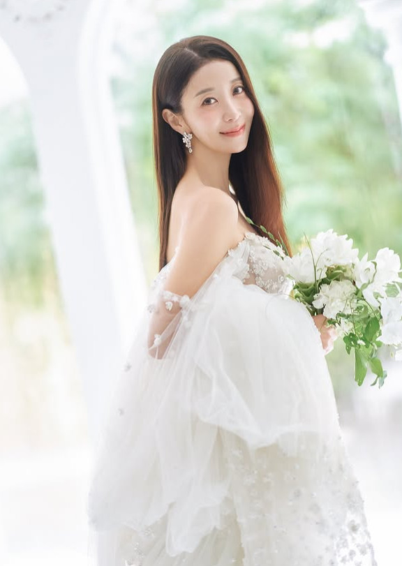 방송인 원진서 /사진=인스타그램