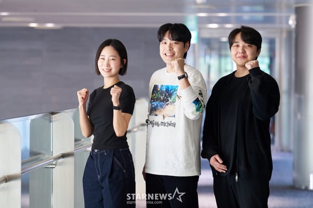 최윤영, 권락희, 이재우 PD가 17일 서울 마포구 상암동 MBC에서 진행된 예능 '신인감독 김연경' 종영 기자간담회에 앞서 포즈를 취하고 있다. /사진제공=MBC 2025.11.17 /사진=이동훈 photoguy@