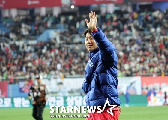 한국 축구대표팀 공격수 손흥민. /사진=강영조 선임 기자