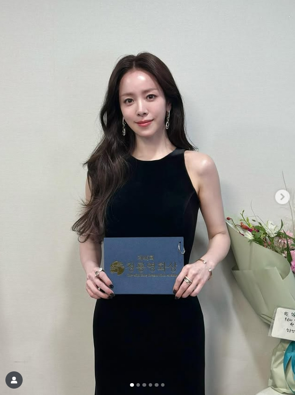 /사진=한지민 SNS