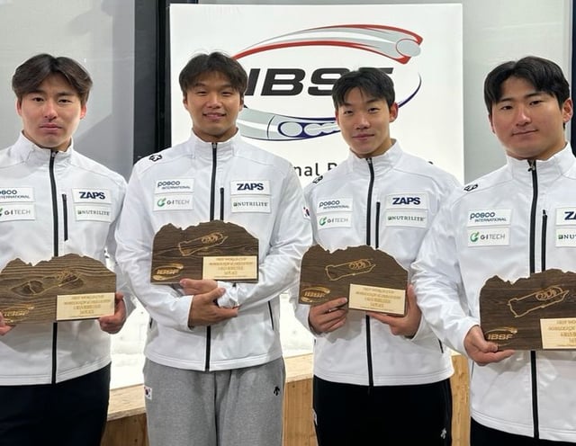 김진수 팀이 23일(현지시간) 이탈리아 코르티나담페초에서 열린 '2025~2026시즌 국제봅슬레이스켈레톤연맹(IBSF) 월드컵 1차 대회' 남자 4인승 경기에서 1분50초34에 결승선을 통과해 동메달을 따냈다. /사진=대한봅슬레이스켈레톤연맹 공식 SNS 갈무리