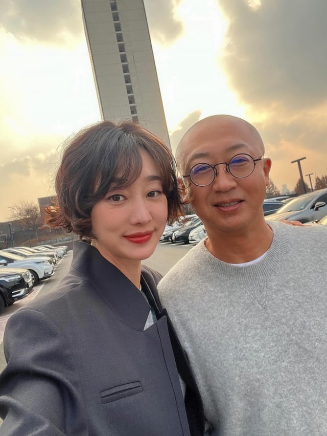 왼쪽부터 최여진, 김재욱 부부 /사진=최여진 인스타그램 캡처