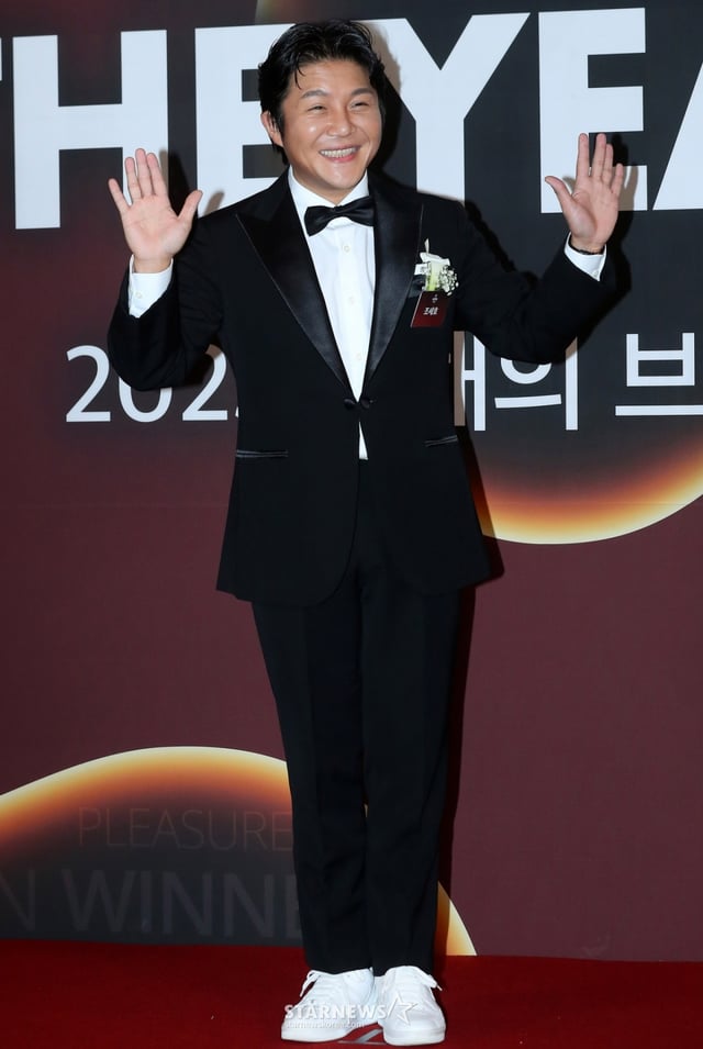 방송인 조세호가 7일 서울 중구 신라호텔에서 진행된 '2023 올해의 브랜드 대상'에 참석해 포즈를 취하고 있다. 2023.09.07 /사진=김창현
