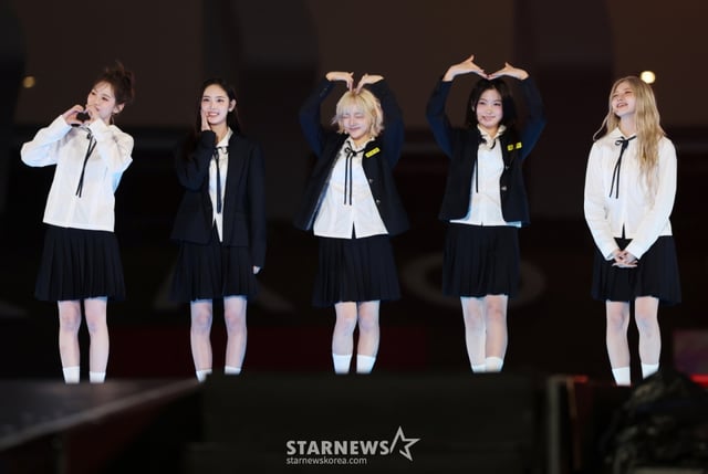 걸그룹 키키가 7일 가오슝 내셔널 스타디움에서 진행된 스타뉴스 주최 '10주년 아시아 아티스트 어워즈 2025(10th Anniversary Asia Artist Awards 2025, '10주년 AAA 2025')를 기념하는 'ACON 2025'에서 멋진 무대를 선보이고 있다. /2025.12.07 /사진=이동훈 photoguy@