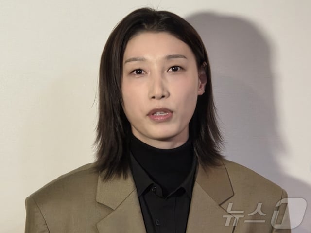 김연경이 취재진과 인터뷰를 하고 있다. /사진=뉴스1 제공