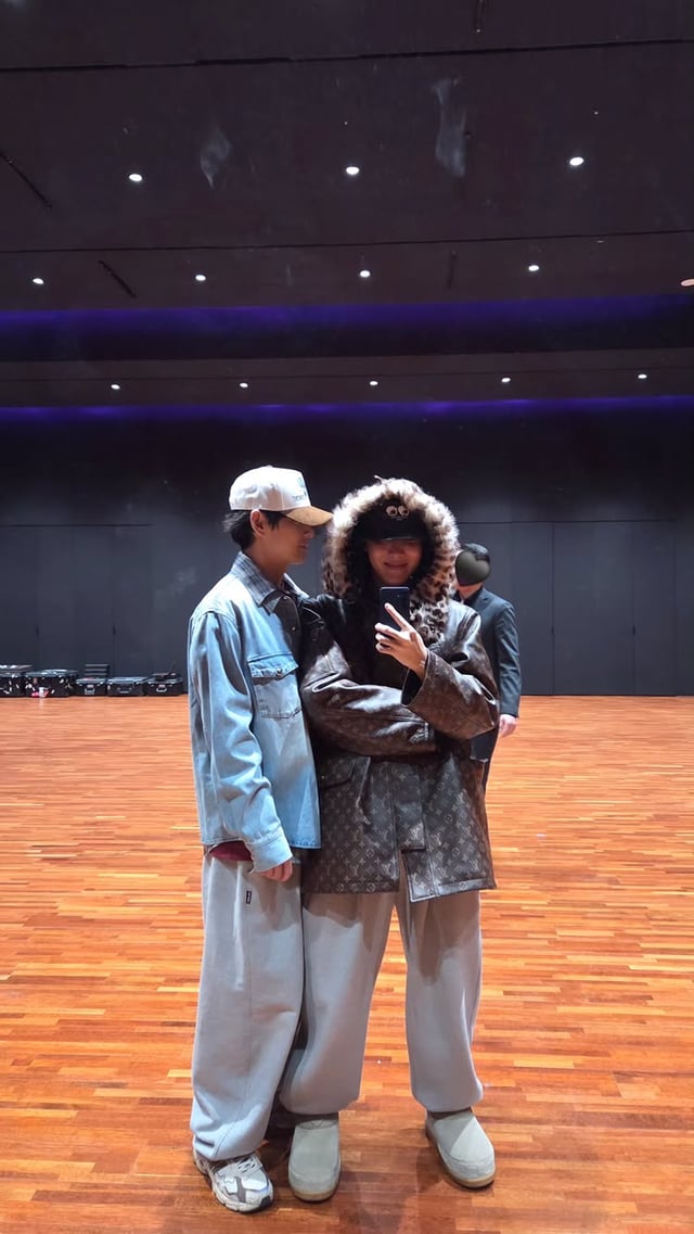 /사진=뷔 SNS