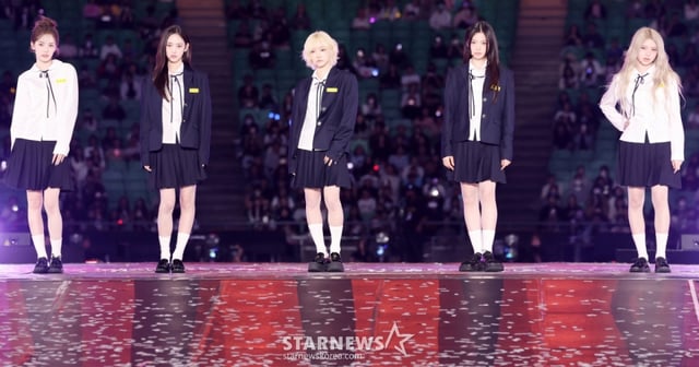 그룹 키키가 7일 가오슝 내셔널 스타디움에서 진행된 스타뉴스 주최 '10주년 아시아 아티스트 어워즈 2025(10th Anniversary Asia Artist Awards 2025, '10주년 AAA 2025')를 기념하는 'ACON 2025'에서 멋진 무대를 선보이고 있다. 'ACON 2025'는 'AAA'의 10주년을 기념하고 함께 축하하는 의미에서 열리는 페스타로, 배우 이준영과 i-dle(아이들) 슈화, 크래비티 앨런, 키키 수이가 MC를 맡아 'ACON 2025'를 이끌고 넥스지(NEXZ), 아홉(AHOF), 애쉬 아일랜드(Ash Island), 에이티즈(ATEEZ), 우즈(WOODZ), 이이경, 최예나(YENA), 키스오브라이프(KISS OF LIFE), 키키(KiiiKiii), 킥플립(KickFlip), 크래비티(CRAVITY), 싸이커스(xikers), SB19(에스비나인틴), QWER(큐더블유이알) 등이 출연한다. /2025.12.07 /사진=김휘선 hwijpg@
