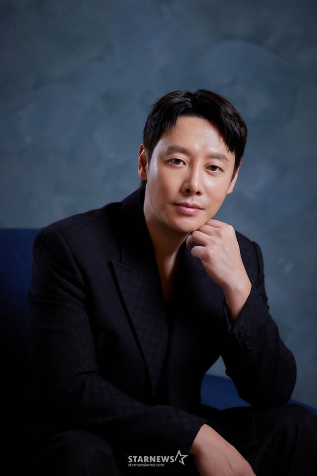영화 '윗집 사람들'(감독 하정우)의 배우 김동욱/사진제공=바이포엠스튜디오 2025.12.01 /사진=이동훈 photoguy@