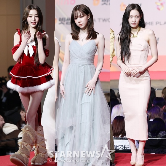 왼쪽부터 장원영, 윈터, 애니가 25일 인천광역시 중구 운서동 인스파이어 아레나에서 열린 SBS 가요대전 레드카펫 행사에 참석해 포즈를 취하고 있다. /2025.12.25 /사진=김휘선 hwijpg@