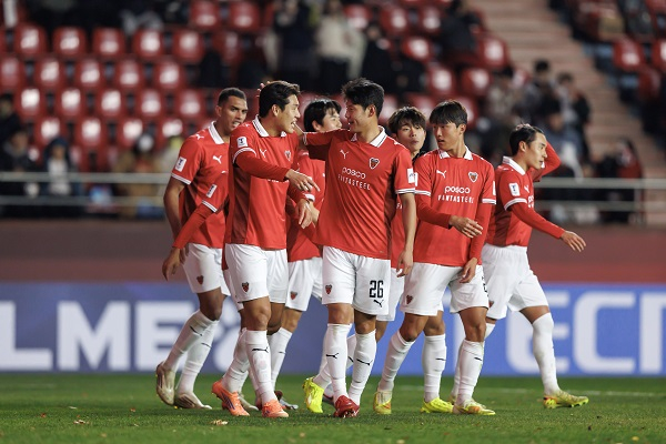포항 스틸러스 선수들. /사진=한국프로축구연맹 제공