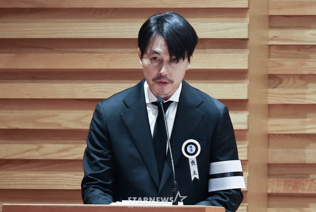 고 안성기 영결식이 9일 오전 서울 중구 명동성당에서 열렸다. 정우성이 추도사를 하고 있다. /사진=김휘선