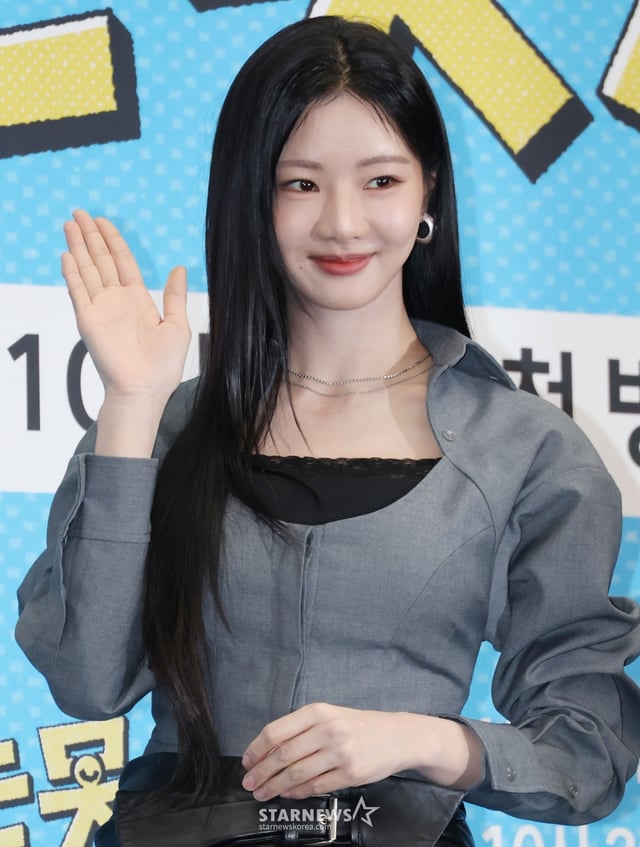배우 이세희가 12일 오후 서울 마포구 상암동 스탠포드호텔에서 진행된 JTBC 예능 '혼자는 못 해' 제작발표회에 참석해 포즈를 취하고 있다. /2026.01.12 /사진=이동훈 photoguy@