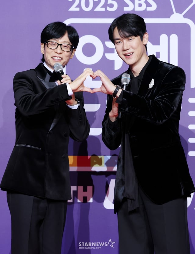 개그맨 유재석, 배우 유연석 /사진=김휘선 hwijpg@