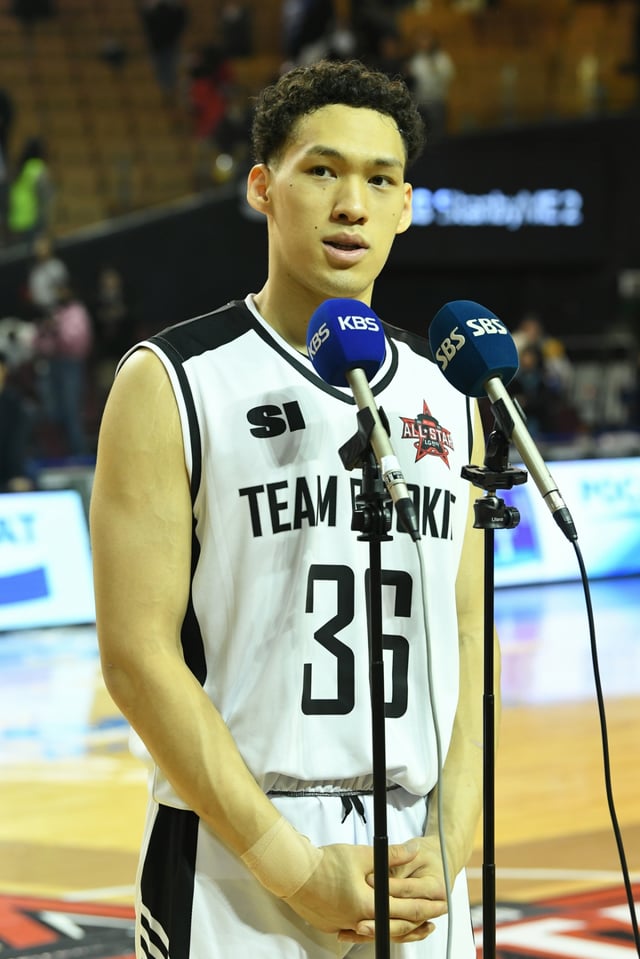 에디 다니엘(왼쪽). /사진=KBL 제공