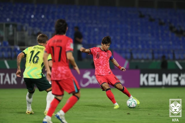 김동진(오른쪽). /사진=대한축구협회 제공