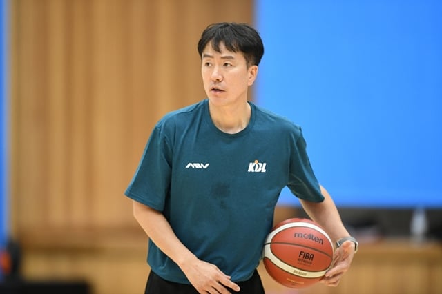 김성철 신임 코치. /사진=KBL