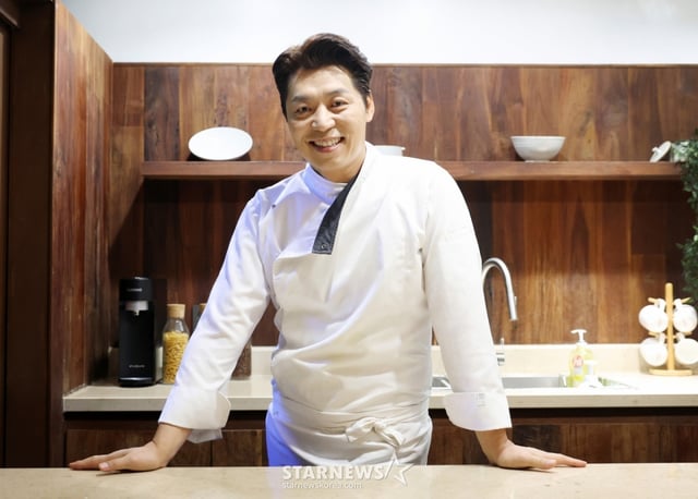 '흑백요리사2' 송훈 셰프 인터뷰 /사진=김휘선 기자 hwijpg@