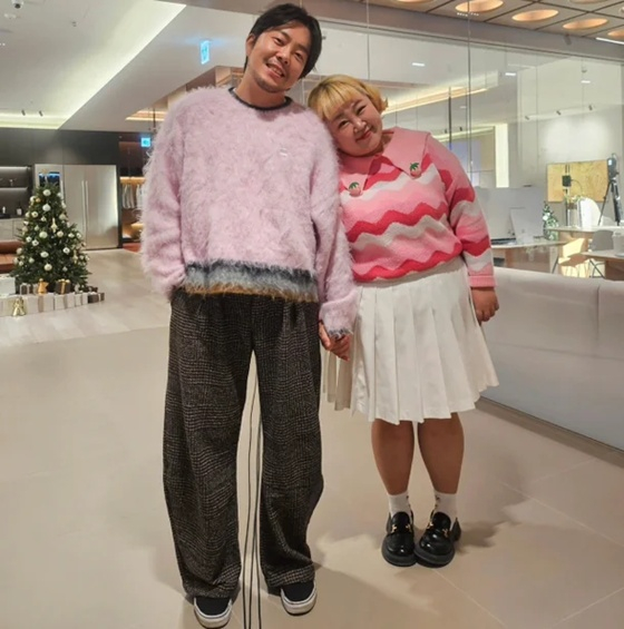 김민기, 홍윤화/사진=홍윤화 SNS