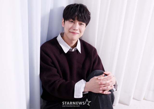 'AAA 2025' 이모티브상 수상자 배우 강유석 /사진=김휘선 기자 hwijpg@