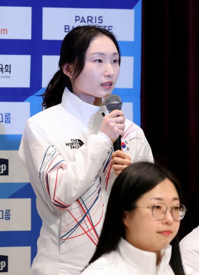 최민정이 지난 1월 7일 올림픽 D-30 미디어데이에서 질문에 답하고 있다. /사진=강영조 선임기자