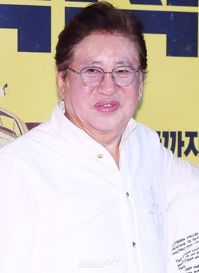 배우 김용건 