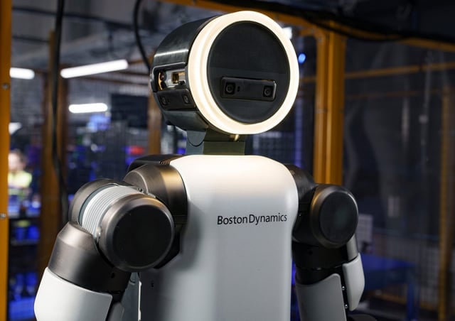 Boston Dynamics Atlas/photo courtesy of Hyundai Motor Group =