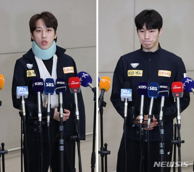 Park Ji-won (pictured left) and Hwang Dae-heon, who finished the 2024 International Skating Union (ISU) World Short Track Speed Skating Championships in Rotterdam, the Netherlands, return home through Incheon International Airport Terminal 2 in March 2024 and are interviewing reporters. Park Ji-won failed to enter the medal table due to Hwang Dae-heon's foul for two consecutive days. /Photo = Newsis